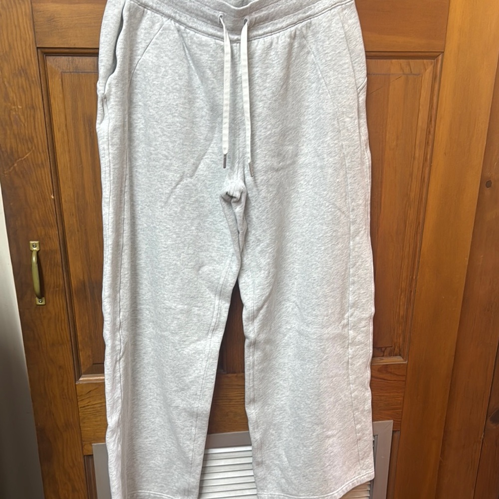Lululemon Athletica Light Gray Sweatpants